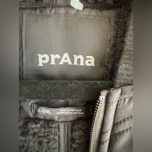 Prana Esla Charcoal Quilted Puffer Jacket *NEW WITH TAGS* - Picture 15 of 16